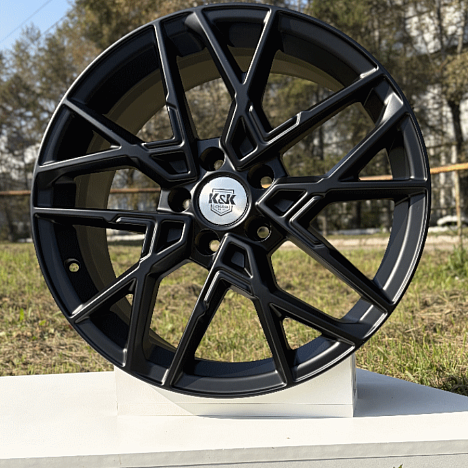 Вудроф (КС1044) 7.000xR18 5x114.3 DIA66.1 ET40 Мэт